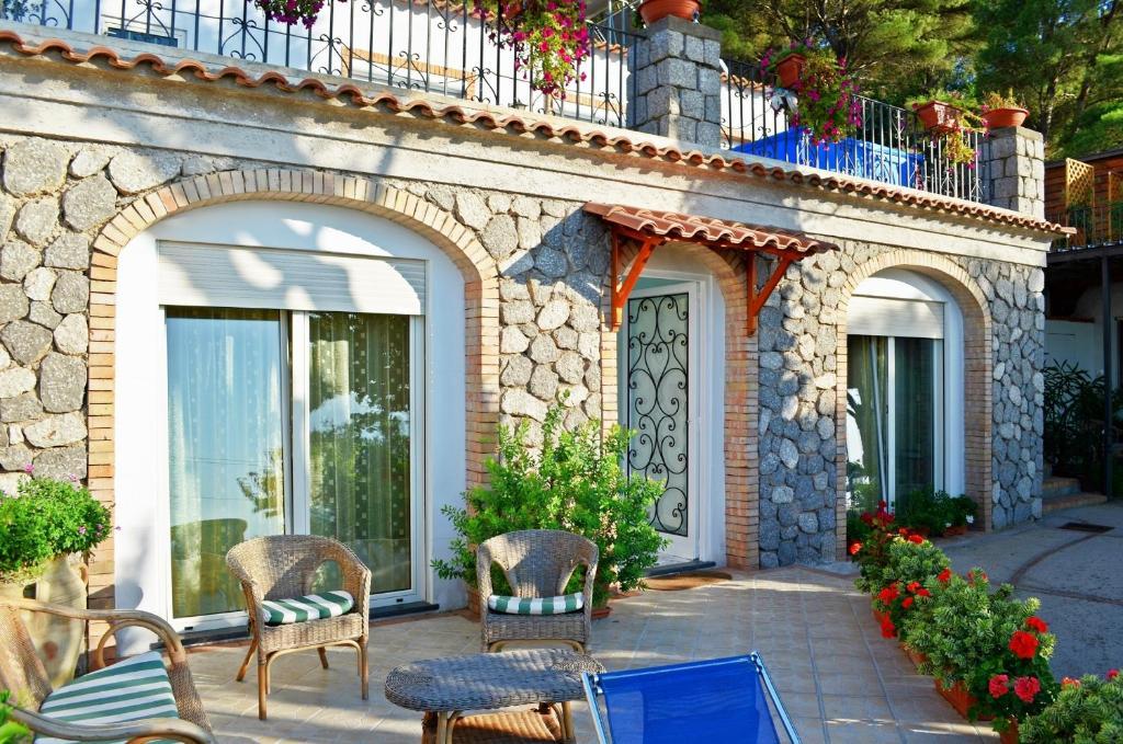 Le Ginestre Di Capri Bb & Holiday House Anacapri  Zimmer foto